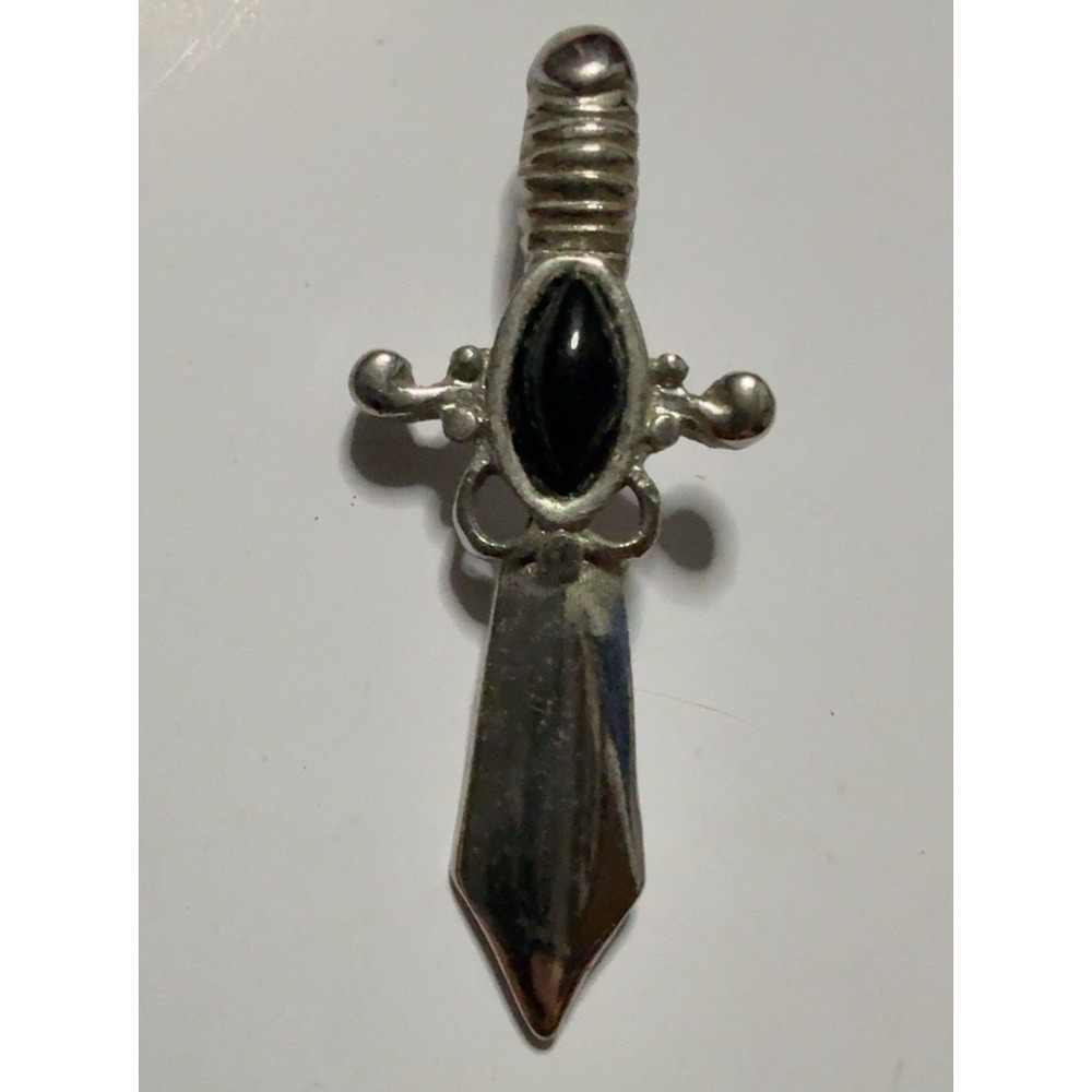 T20274-Silver Tone Dagger Sword Pendant Black Cabochon Gothic Statement Jewelry